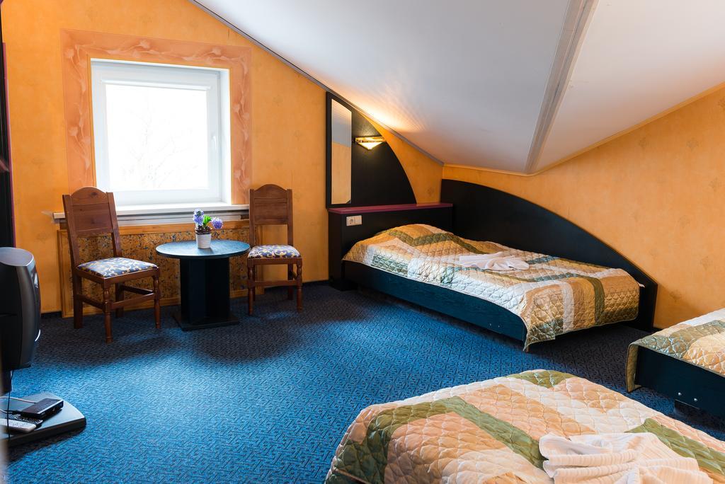 Hotel Runmis Vilna Habitación foto